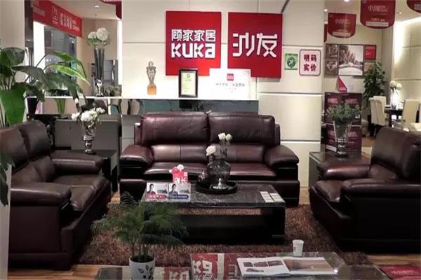 看沙發行業“四大家族”呼風喚雨 看沙發行業“四大家族”呼風喚雨