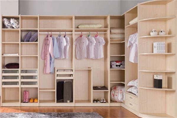 衣柜企業應重視服務與品質兩大關鍵點 衣柜企業應重視服務與品質兩大關鍵點