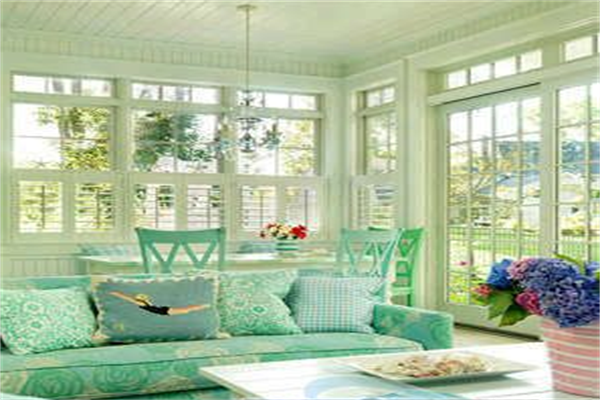 色彩搭配:讓涂料給家上個“彩妝” 色彩搭配:讓涂料給家上個“彩妝”