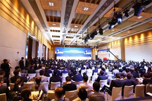 論地產新十年,一場意義深遠的頭腦風暴 論地產新十年,一場意義深遠的頭腦風暴