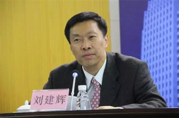 首屆中國(guó)燈飾之都百?gòu)?qiáng)企業(yè)評(píng)選活動(dòng)正式啟動(dòng) 首屆中國(guó)燈飾之都百?gòu)?qiáng)企業(yè)評(píng)選活動(dòng)正式啟動(dòng)