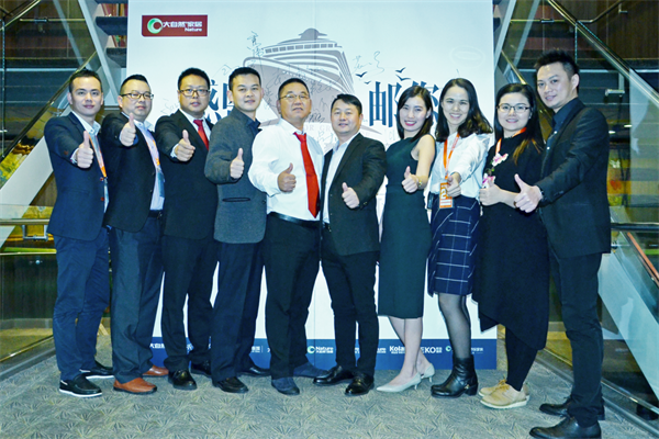 大自然家居在超級(jí)郵輪上辦了個(gè)答謝趴 大自然家居在超級(jí)郵輪上辦了個(gè)答謝趴