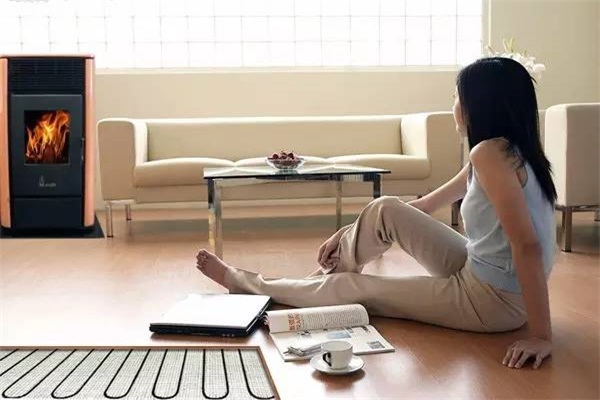 久盛實(shí)木地暖地板 打造溫暖綠色生活 久盛實(shí)木地暖地板 打造溫暖綠色生活