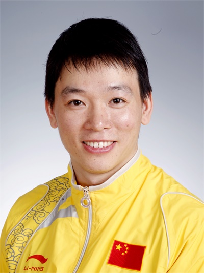 詩尼曼6月明星季 樂享鉅惠嗨翻全場 詩尼曼6月明星季 樂享鉅惠嗨翻全場