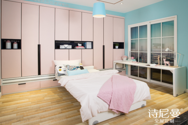 詩尼曼6月明星季 樂享鉅惠嗨翻全場 詩尼曼6月明星季 樂享鉅惠嗨翻全場