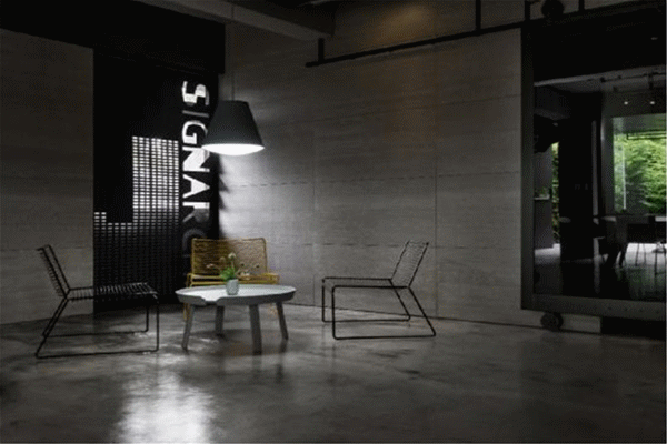 從愛出發:身處彈丸之地,心卻大如宇宙 從愛出發:身處彈丸之地,心卻大如宇宙