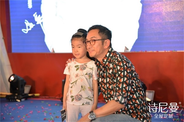 詩尼曼兩城開業(yè),金庸武俠過招大打出手! 詩尼曼兩城開業(yè),金庸武俠過招大打出手!