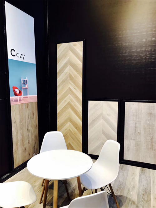 生活家地板亮相2017秋季廣交會,高端新品驚艷全場 生活家地板亮相2017秋季廣交會,高端新品驚艷全場