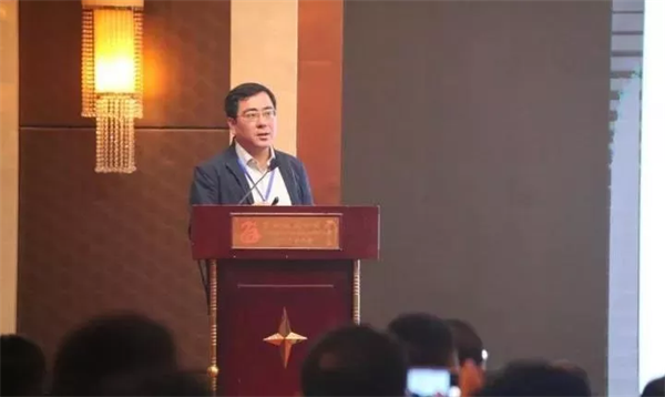 中國(guó)產(chǎn)工業(yè)協(xié)會(huì)專家張忠濤 中國(guó)產(chǎn)工業(yè)協(xié)會(huì)專家張忠濤