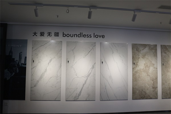 龍頭家居賣場加快擴(kuò)張 中小型家居賣場頻倒閉 龍頭家居賣場加快擴(kuò)張 中小型家居賣場頻倒閉