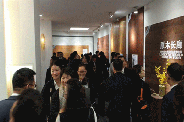 引領(lǐng)潮流,大自然野生原木地板四大品類震撼亮相! 引領(lǐng)潮流,大自然野生原木地板四大品類震撼亮相!