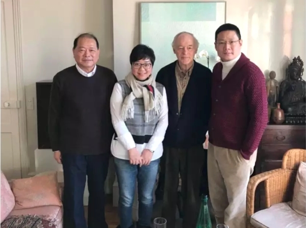 森林之星正式簽約法國(guó)國(guó)寶級(jí)色彩大師 讓·菲利普·郎科羅教授 森林之星正式簽約法國(guó)國(guó)寶級(jí)色彩大師 讓·菲利普·郎科羅教授