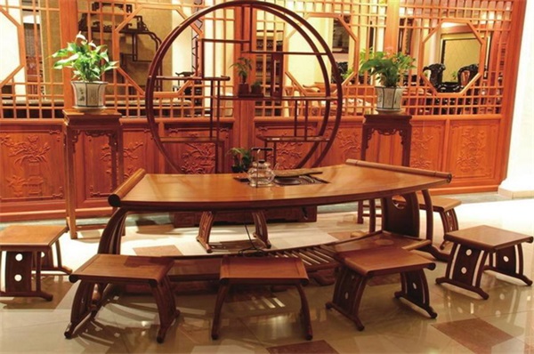 環(huán)保風(fēng)暴下，紅木家居企業(yè)何去何從