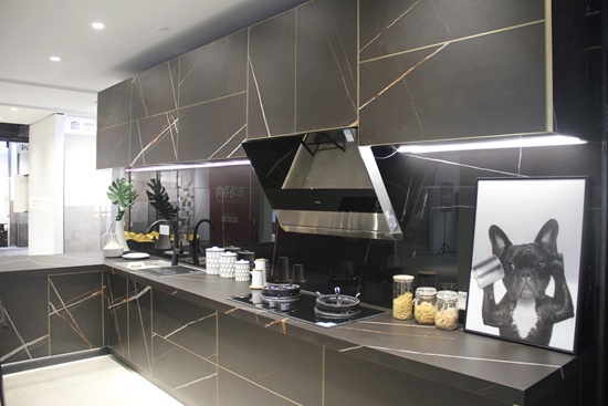 1582190978387259.jpg a_415042312561750016.jpg