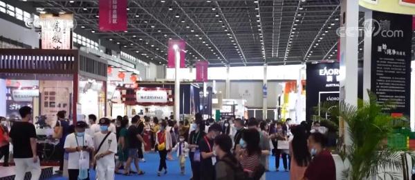 活力四射的消博會彰顯中國市場蓬勃活力和巨大吸引力 活力四射的消博會彰顯中國市場蓬勃活力和巨大吸引力